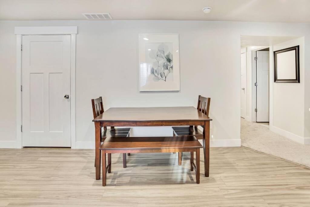 New Furnished 2Bd Apt! Great For Long Stays Vineyard Екстериор снимка